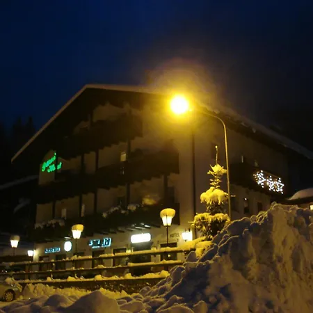 Il Dollaro Hotel